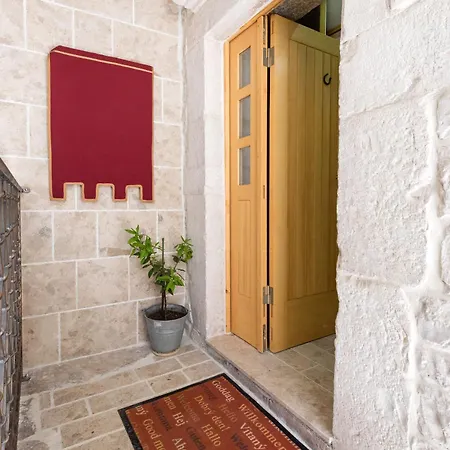 And Kudelik Centar * Trogir