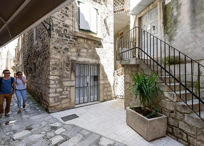 And Kudelik Centar Apartamento Trogir