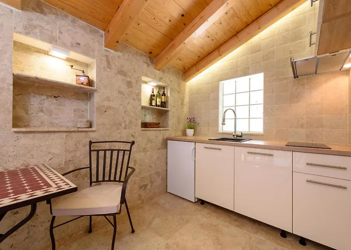 And Kudelik Centar Apartamento Trogir