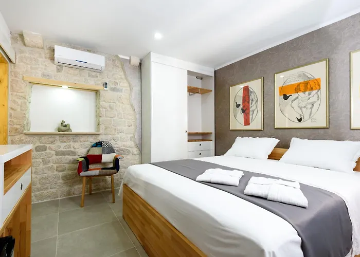 And Kudelik Centar Apartamento Trogir