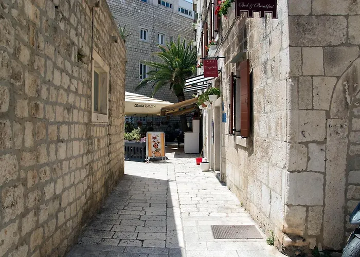 Apartamento And Kudelik Centar Trogir