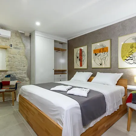 And Kudelik Centar * Trogir