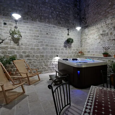 And Kudelik Centar Trogir