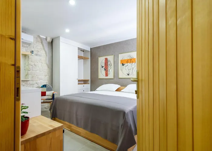 アパート And Kudelik Centar トロギール